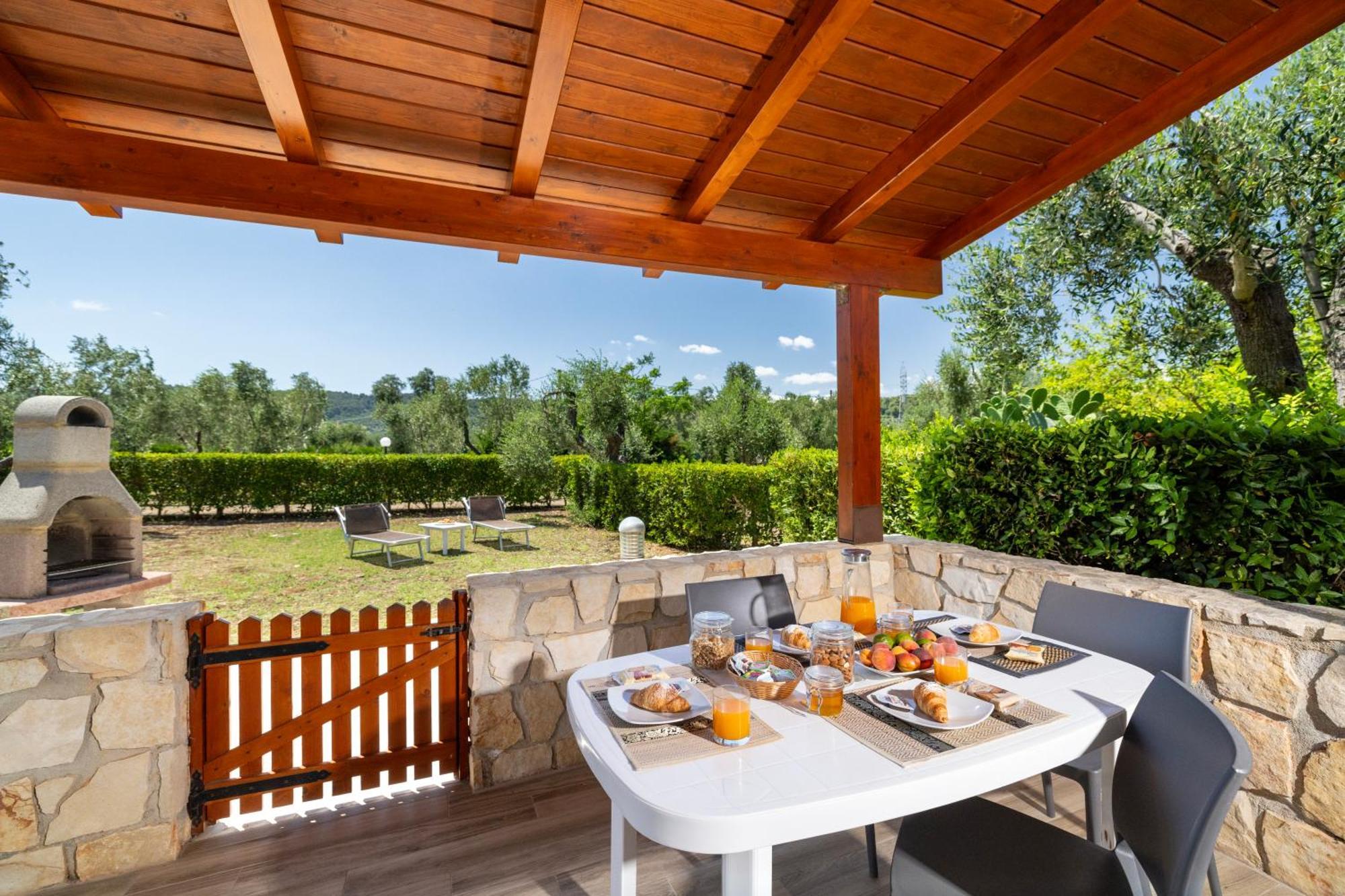 Agriturismo I Tesori Del Sud Vieste, Puglia Екстер'єр фото