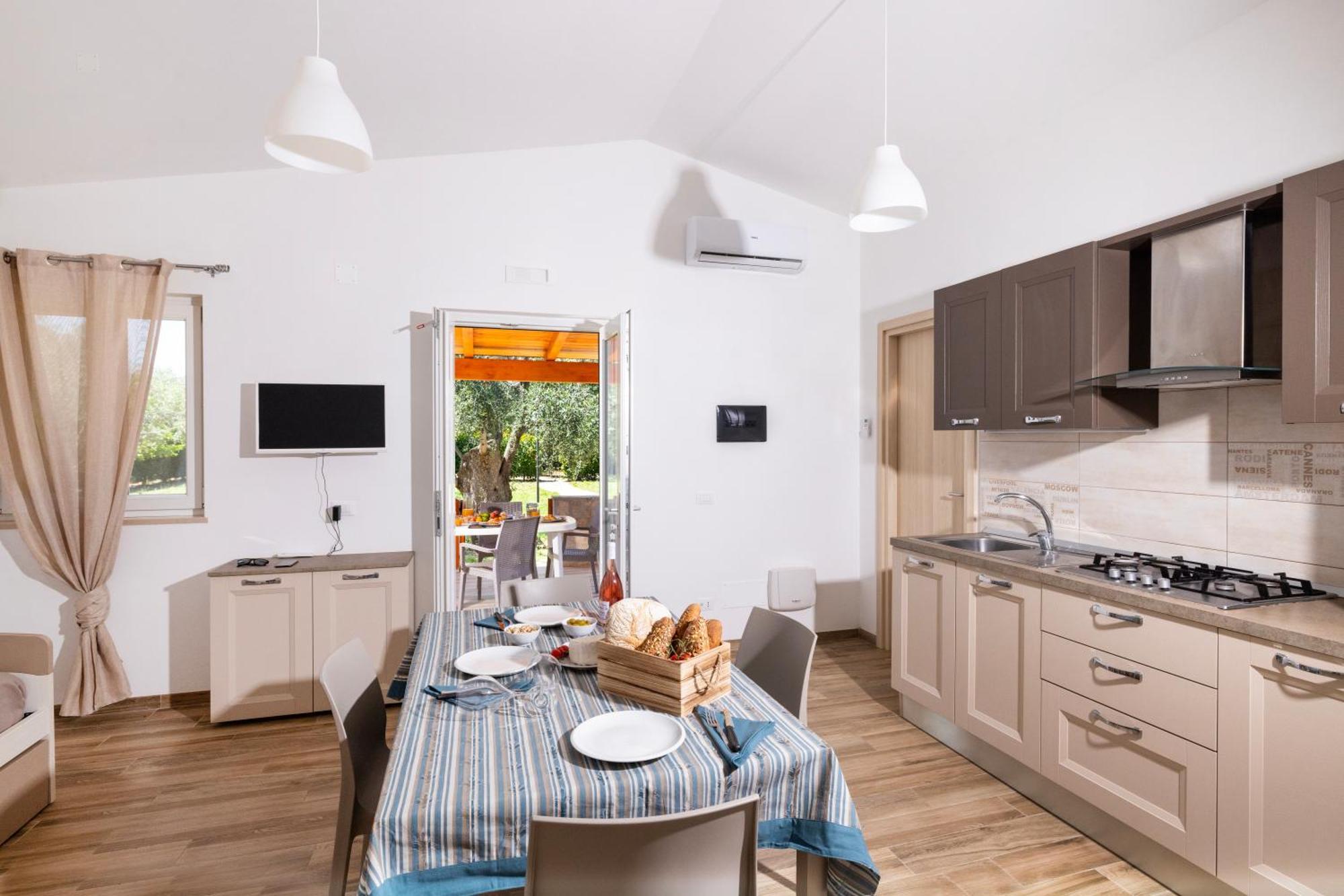 Agriturismo I Tesori Del Sud Vieste, Puglia Екстер'єр фото
